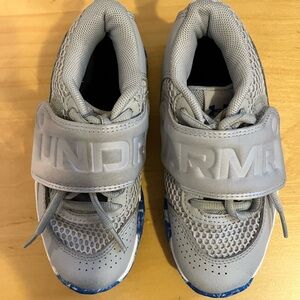 Under Armour sneaker’s